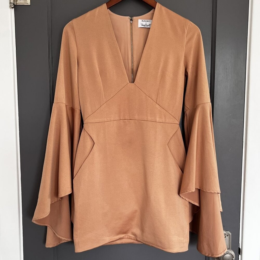 Runaway The Label Beige Mini Dress Long Bell Sleeves V-Neck Pockets Size Small S